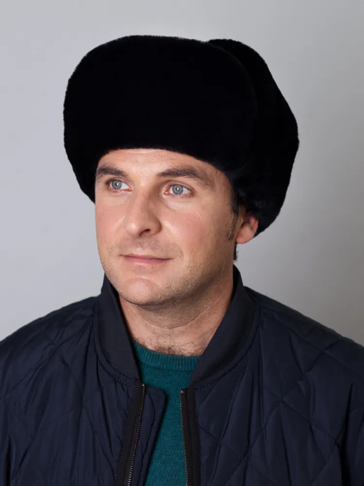 Мужские меховые шапки